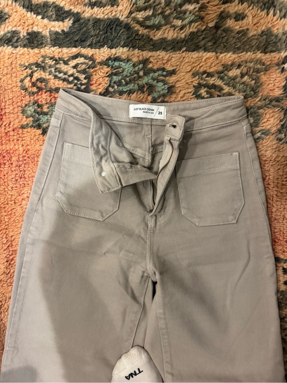 Just Black High-Rise Straight Jeans in Taupe Gray